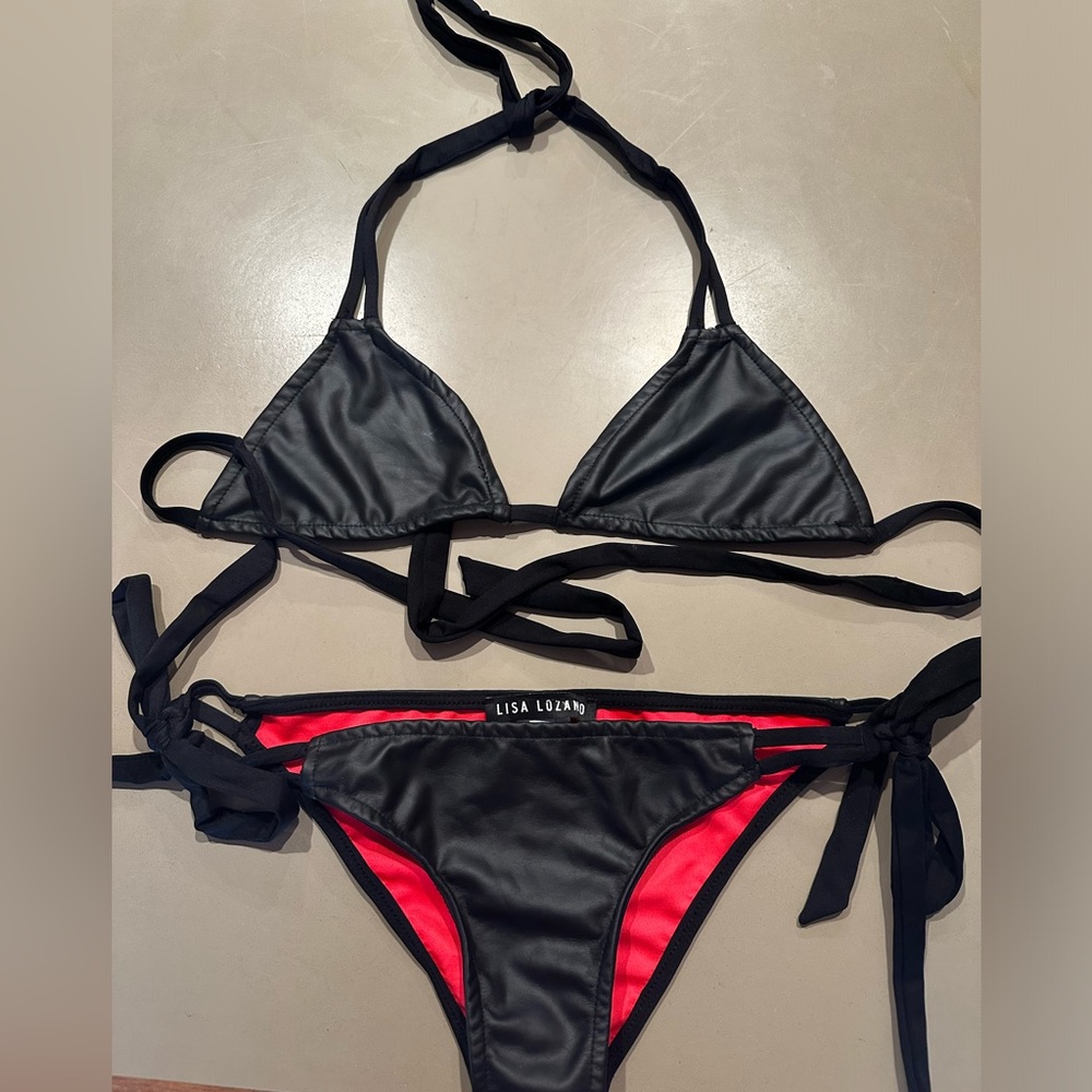 Brand new, Lisa Lozano bikini set